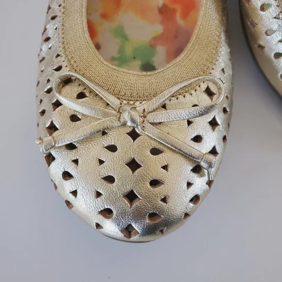 Vionic Spark Surin Gold Leather Slip On Cutout Arch Support Ballet Flats Size 8 - Picture 12 of 15